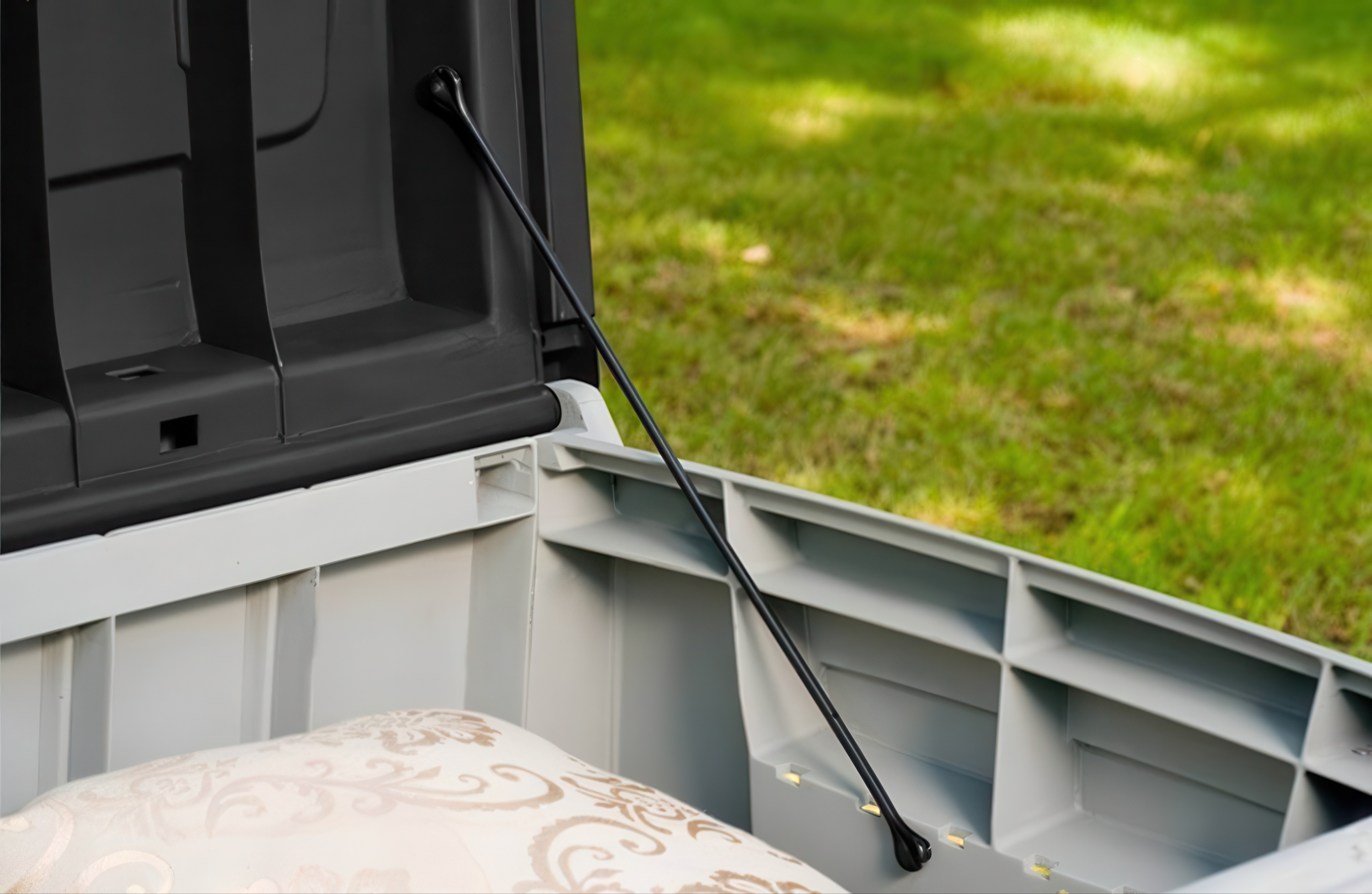 Skrzynia balkonowa Keter NOVEL STORAGE BOX 340L FocusGarden.pl