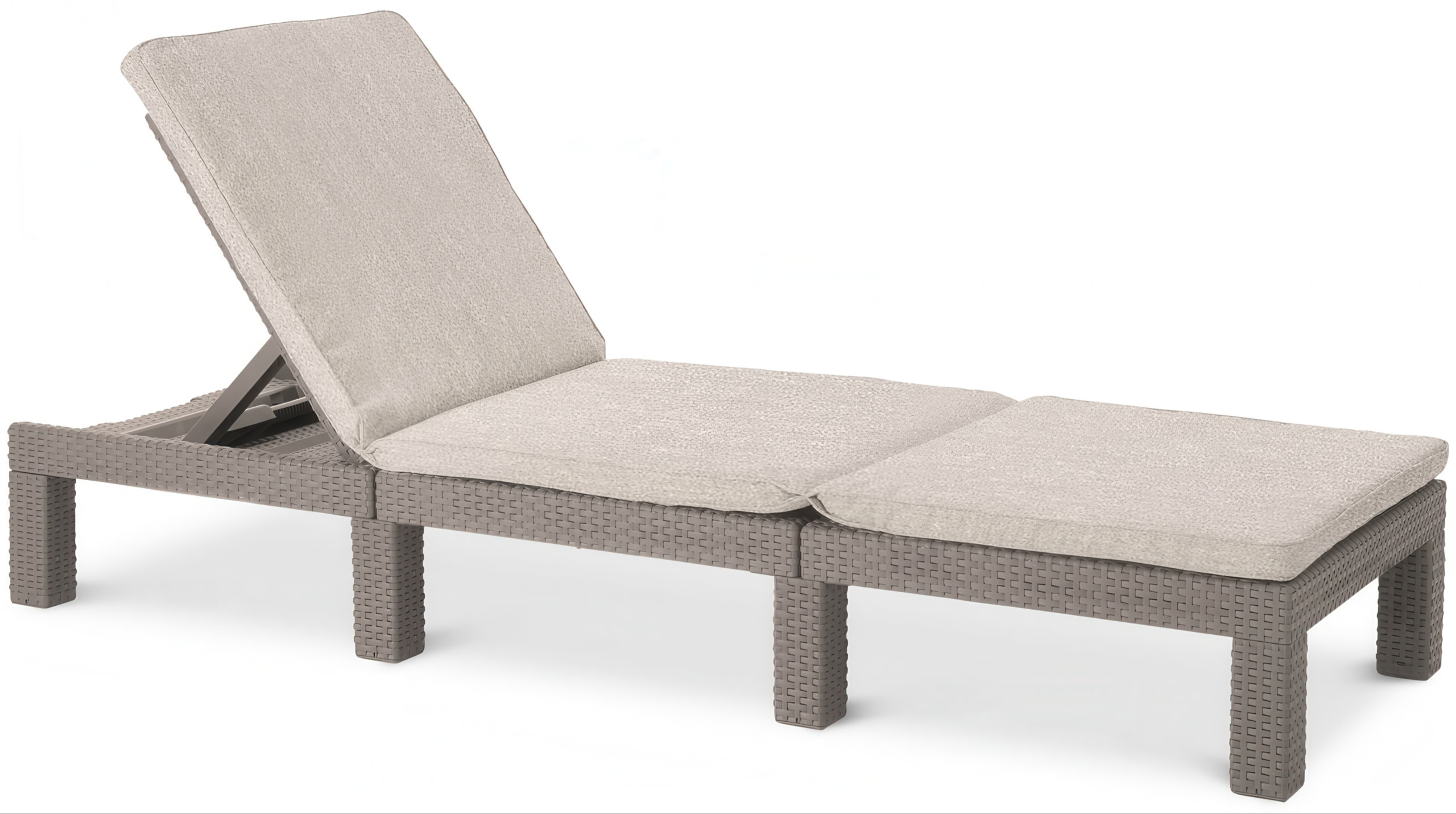 Шезлонг у саду